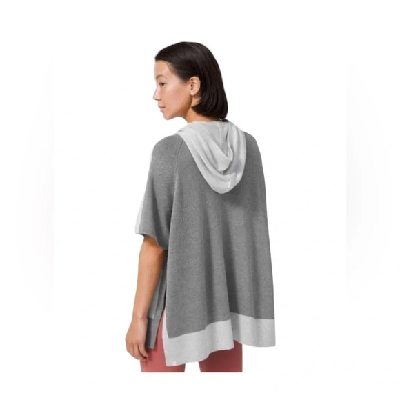 LULULEMON Womens Opened Up Hooded Poncho Size S/M Gray Color Block Tunic Sweater - Picture 3 of 8